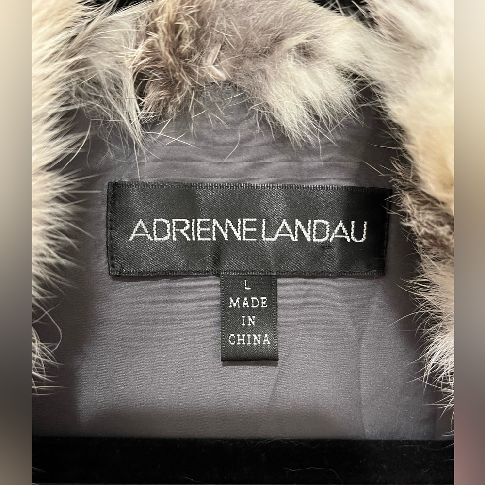 Adrienne Landau Rabbit Fur Vest
Size L - Picture 6 of 16